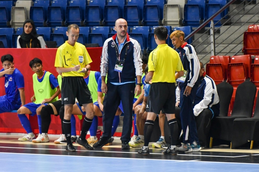 Thái Lan thua 1-9 ở giải châu Á, mất cơ hội dự Olympic 5 Thái Lan thua 1-9 tại giải châu Á, lỡ vé đi Olympic 730527