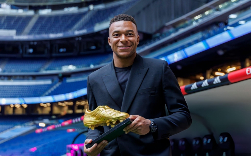 Mbappé chia sẻ thật về Real sau khi nhận Chiếc giày vàng 4 Mbappe nói thật lòng về Real sau khi giành Chiếc giày vàng 732524