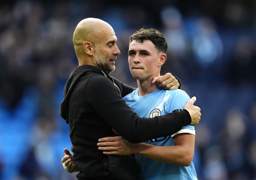 Pep Guardiola nhắc nhở Tuchel, muốn trò cưng lên tuyển Anh 735704