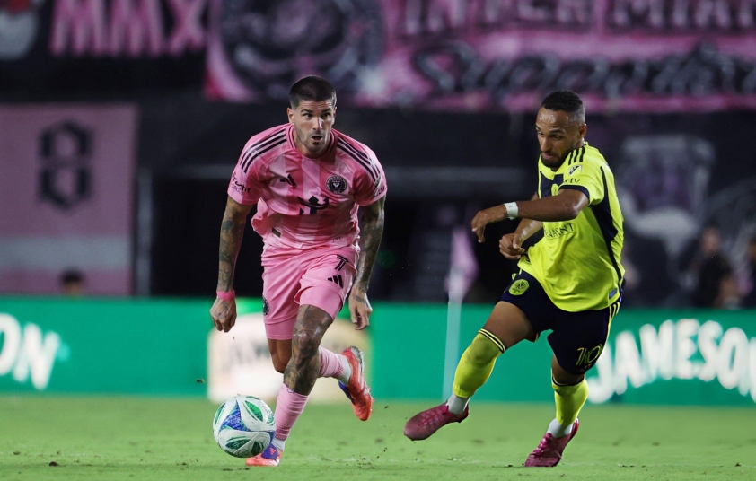 HLV Javier Mascherano tiết lộ điều bất ngờ về Messi 5 HLV Javier Mascherano nói điều bất ngờ về Messi 737949