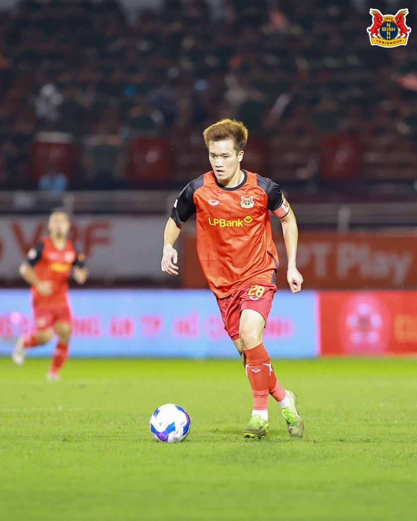 Hoàng Đức lập kỷ lục ấn tượng tại V-League 738524