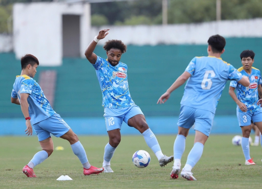 "Tuyển Việt Nam sớm sang Lào, quyết tâm giành chiến thắng" 7 Tuyển Việt Nam sang Lào sớm, quyết giành chiến thắng 741747