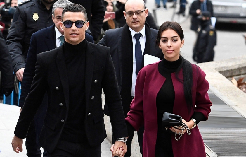Ronaldo chốt thời điểm 'lên xe hoa' với Georgina Rodriguez 747655