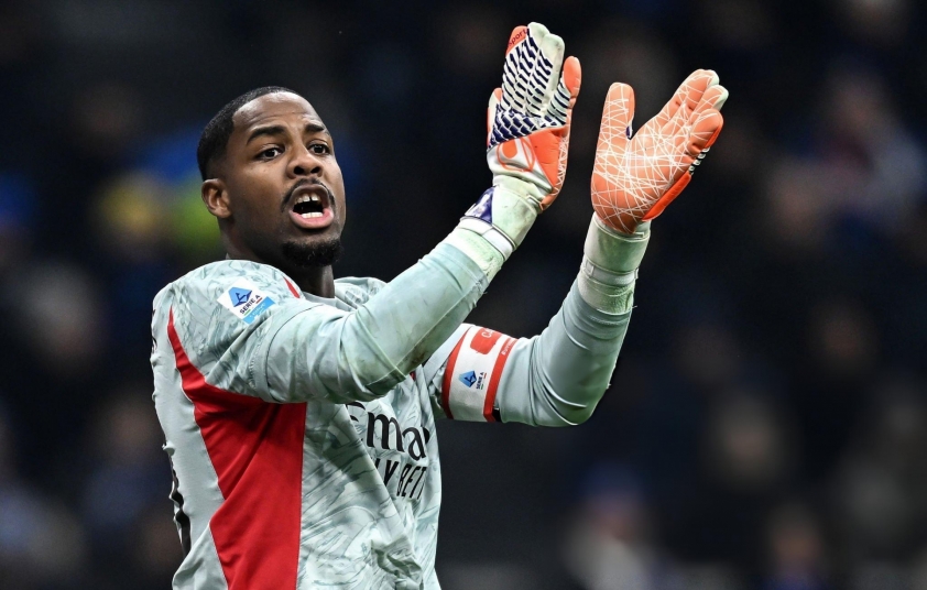 Vừa thắng Barca, Chelsea chốt chiêu mộ 'máy bắt bóng' người Pháp 748917