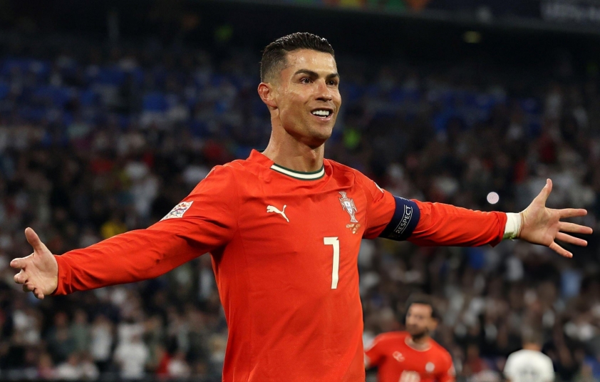 Ronaldo thành lập CLB tại Madrid 750434