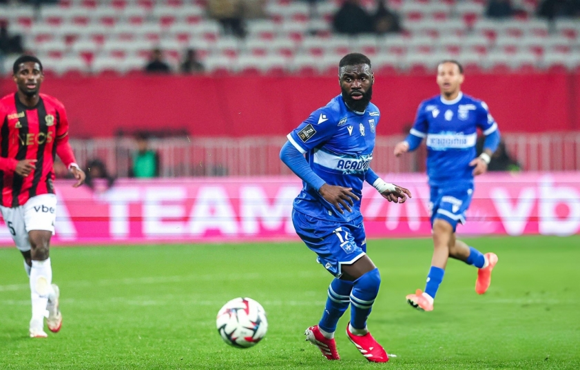 Chuyển nhượng MU 28/12: Tái chiêu mộ siêu tiền vệ; Sir Jim tăng cường hàng công 768865