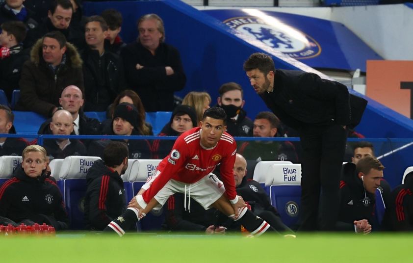 Ronaldo dự đoán bất ngờ về HLV tiếp theo của MU 777447