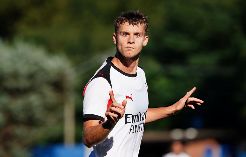 Rời Milan, Ibrahimovic gia nhập bến đỗ vĩ đại châu Âu 776987