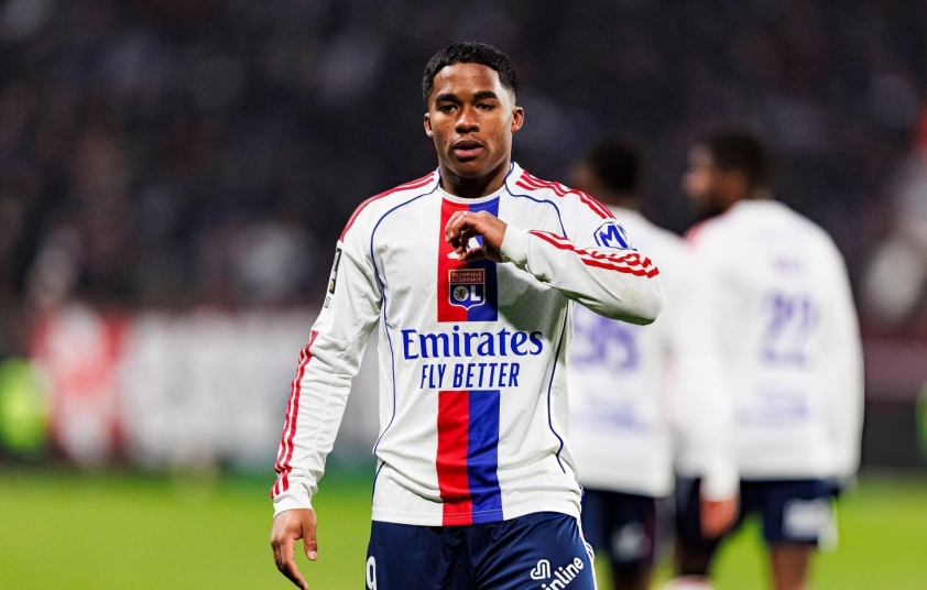 Ronaldo hay Messi? Thần đồng Endrick lựa chọn người xuất sắc hơn 789199