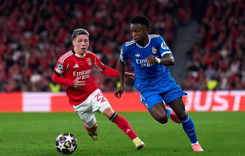 Benfica ra phán quyết cho cầu thủ phân biệt chủng tộc Vinicius 796702