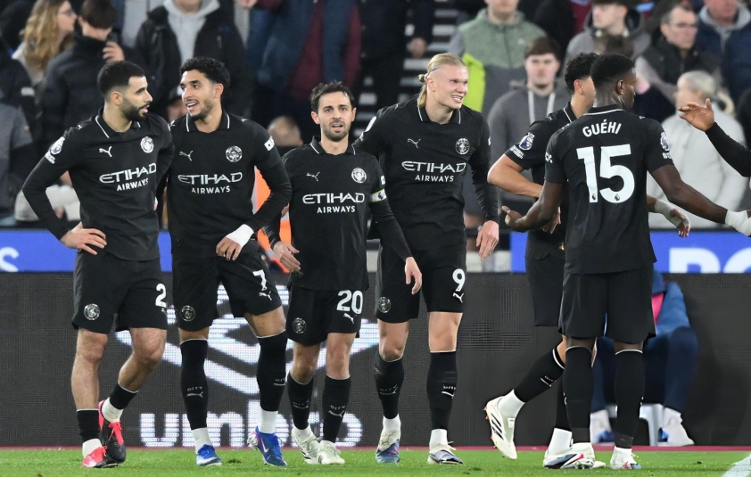 Pep Guardiola tuy&ecirc;n bố khả năng Man City lội ngược d&ograve;ng trước Real 807382