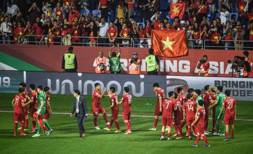 1200px-Vietnam_vs._Japan_AFC_Asian_Cup_2019_24