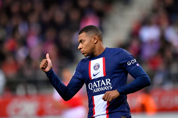 PSG đã tìm ra người trị được Mbappe 200585