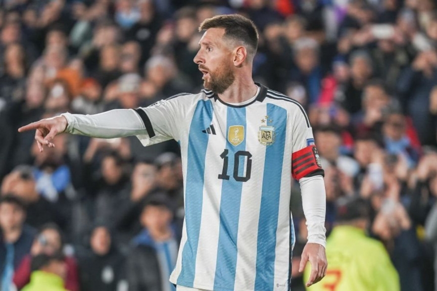 HLV Argentina tuyên bố không cần Messi làm fan Inter Miami ngáo ngán 326087