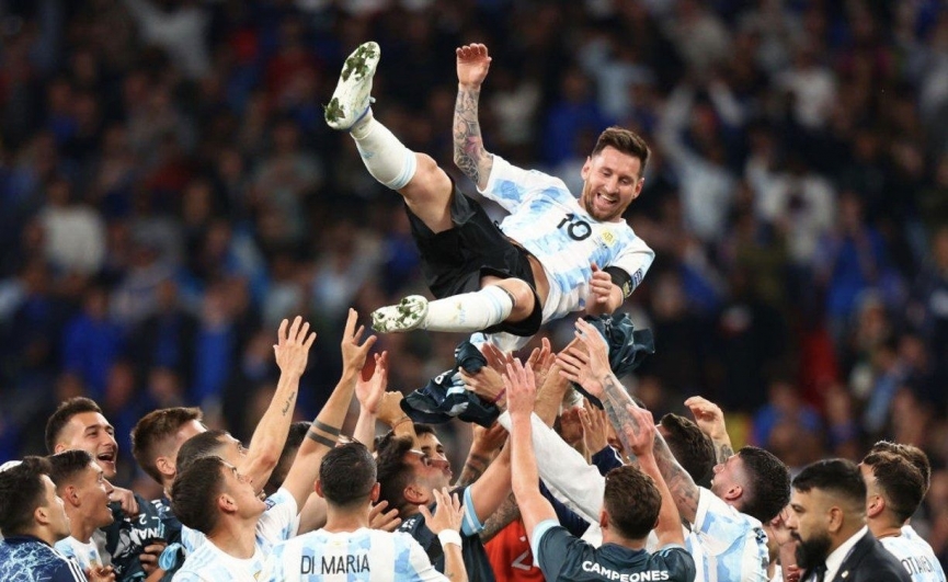 Tuyệt vời! Lionel Messi khiến tất cả phải 'ngước nhìn' tại Nhật Bản 159239