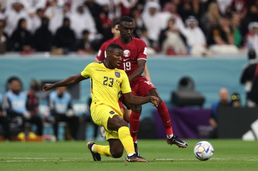 Trực tiếp Qatar 0-1 Ecuador: Valencia tỏa sáng 220102