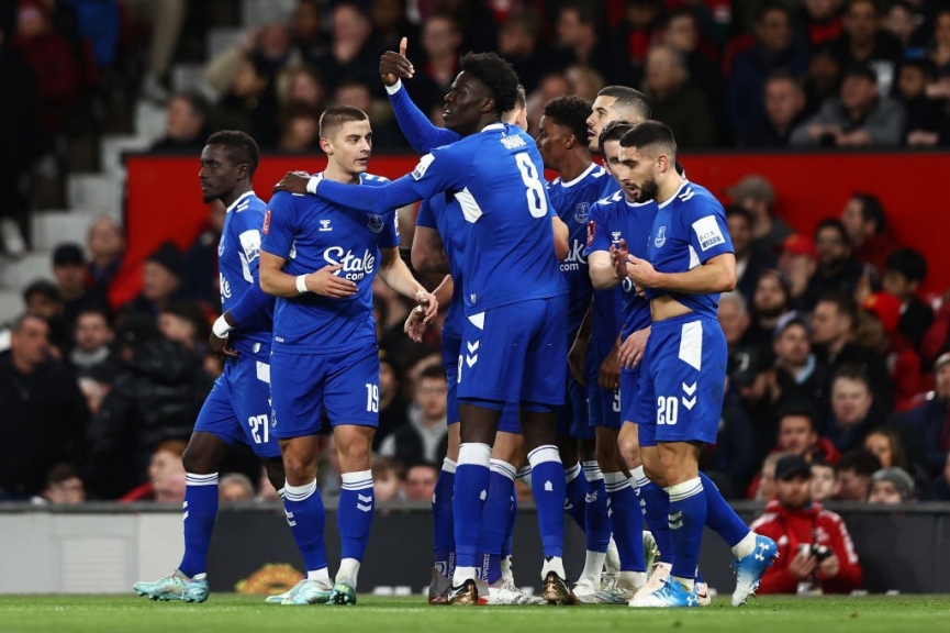 MU kết thúc hiệp 1 với việc bị cầm hòa 1-1. Ảnh: GETTY