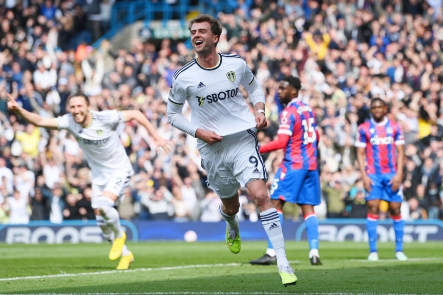 Leeds có khởi đầu như mơ trước Crystal Palace. Ảnh: GETTY