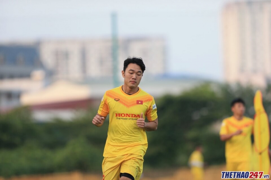 Minh Vuong, Xuan Truong should be more trusted by Mr. Park? 3 rsz_xuan-truong-xot-xa-khi-nhin-thay-tuan-anh-bi-chan-thuong-100542-2