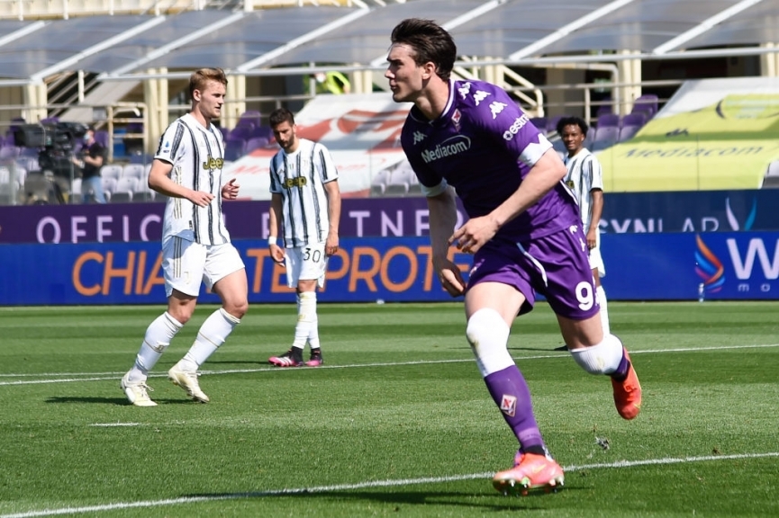 Ronaldo gây thất vọng trong ngày Juve mất điểm 3 Trực tiếp Fiorentina 1-0 Juventus: Sai lầm 39773