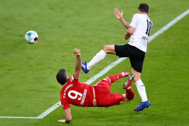 Bayern Munich 3-0 Gladbach: Lewandowski mencetak ganda 43336