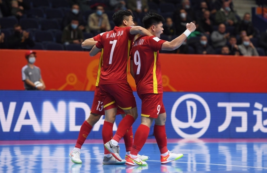 Trực tiếp Việt Nam 1-2 Nga: Đắc Huy ghi bàn! 77268