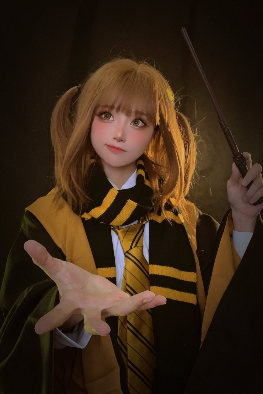 Ngắm bộ cosplay Harry Potter đẹp nhất từ ​​hot girl Trung Quốc 106985