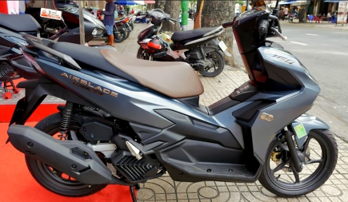 honda-air-blade-160-5 (1)