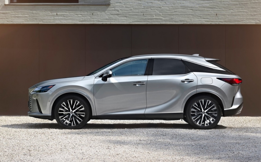 Lexus RX 2023 chính thức lộ diện, 'lột xác' mạnh mẽ về thiết kế, có thể về Việt Nam 143793