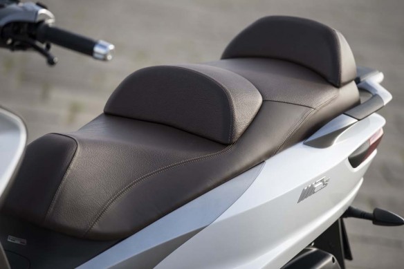 Piaggio sắp đưa mẫu xe máy 3 bánh về Việt Nam trong năm nay, người lái cần có bằng lái A3 184080