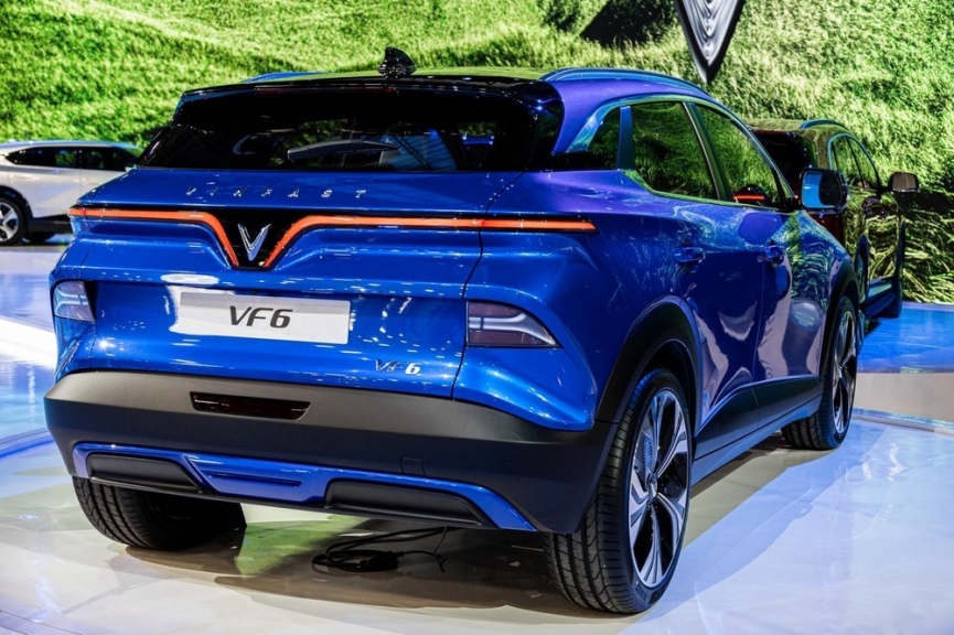 Vừa bàn giao VF 8, mẫu SUV điện mới tiếp theo của VinFast đã lộ diện 185774
