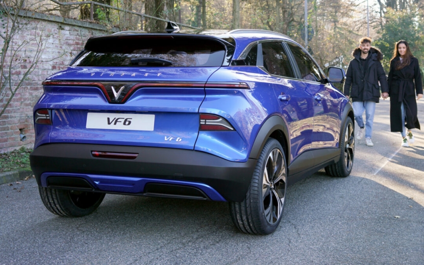 Vừa bàn giao VF 8, mẫu SUV điện mới tiếp theo của VinFast đã lộ diện 185775