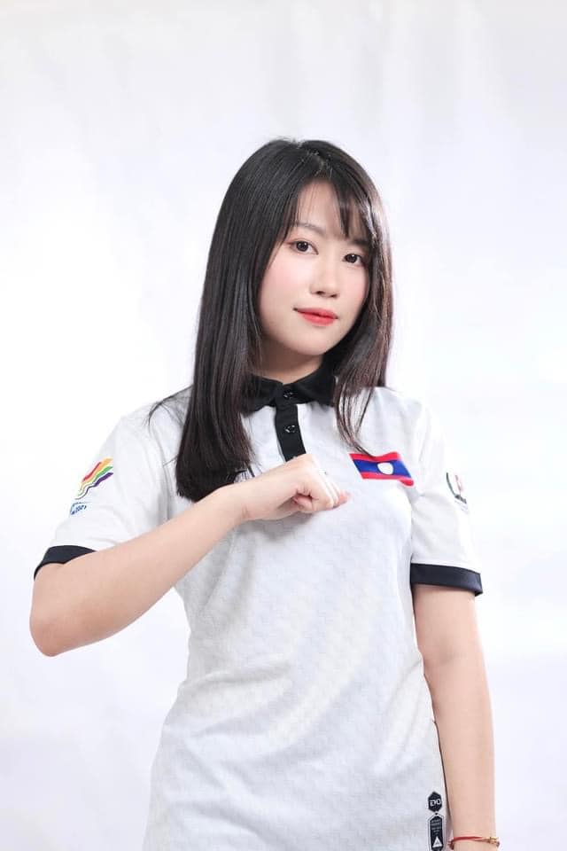 Một phụ nữ thể thao điện tử Lào tham dự SEA Games 31 đã gây sốc vì nhan sắc 135219