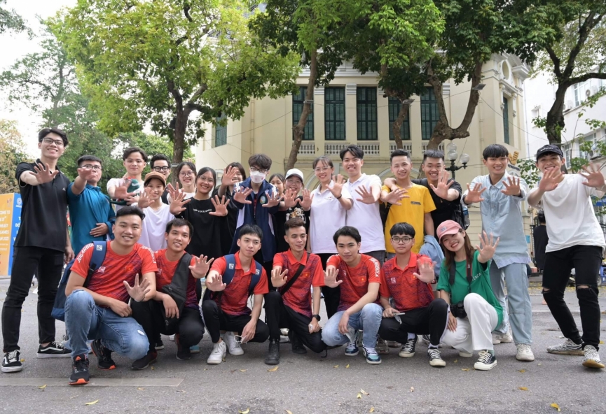 Các vận động viên eSports tập trung tại Hà Nội trước thềm SEA Games 31 136183