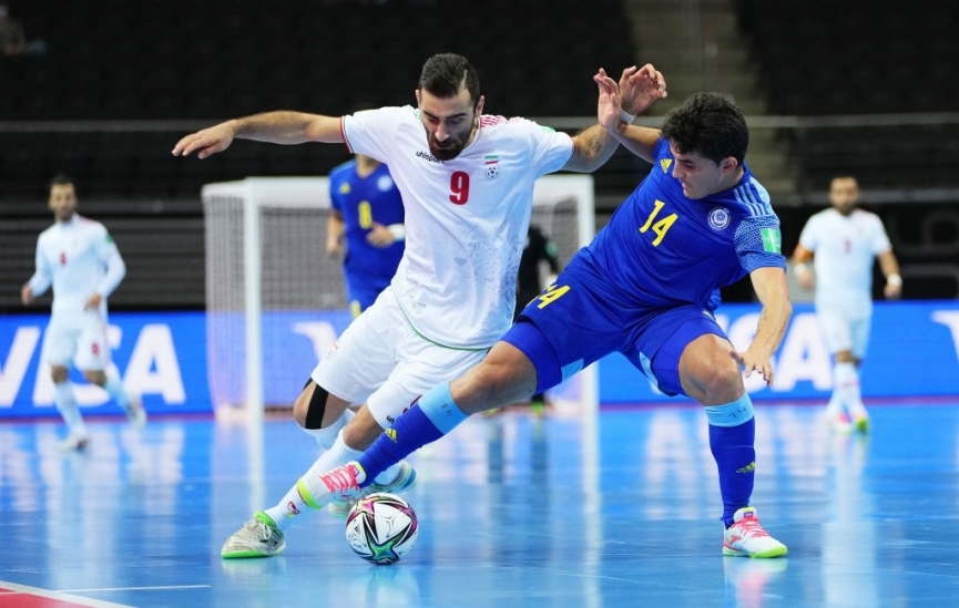 Trực tiếp Iran 2-2 Kazakhstan: Thế trận đảo chiều-78221