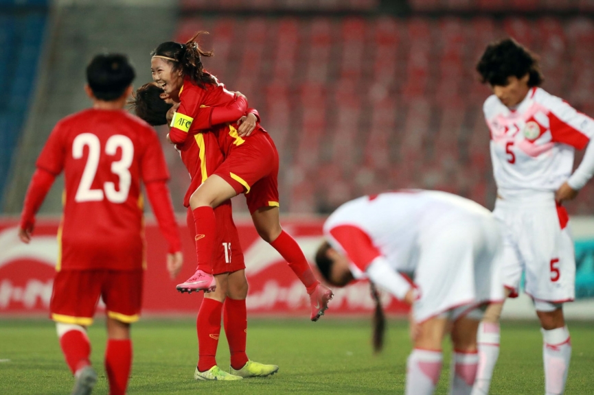 Trực tiếp Việt Nam 5-0 Tajikistan: Bàn thắng liên tiếp-78588