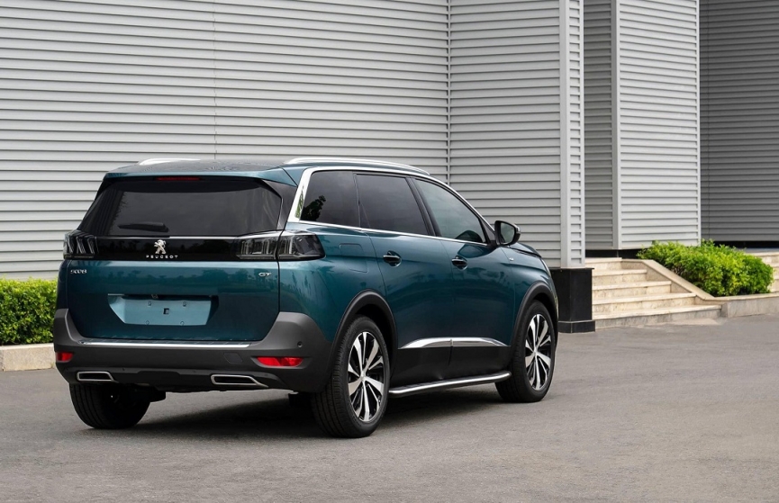 Peugeot-5008-2021-3