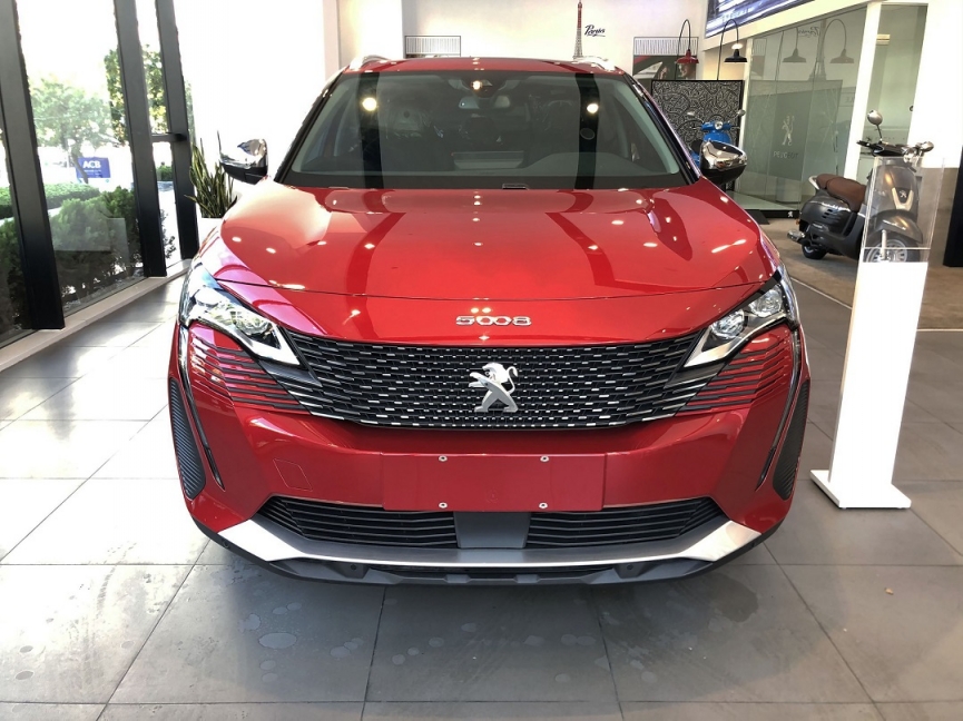 Peugeot-5008-7