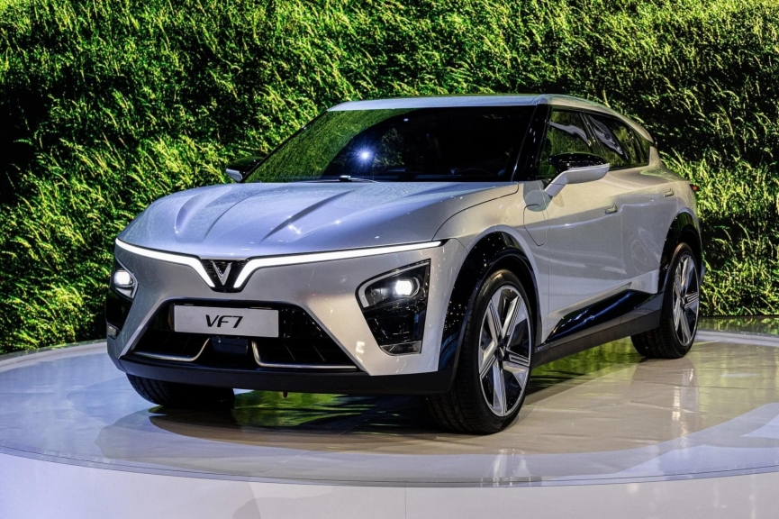 vinfast-vf7-2