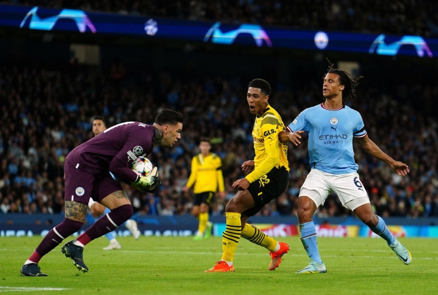 Trực tiếp Man City 0-0 Dortmund: Haaland bị theo kèm rất sát 187436