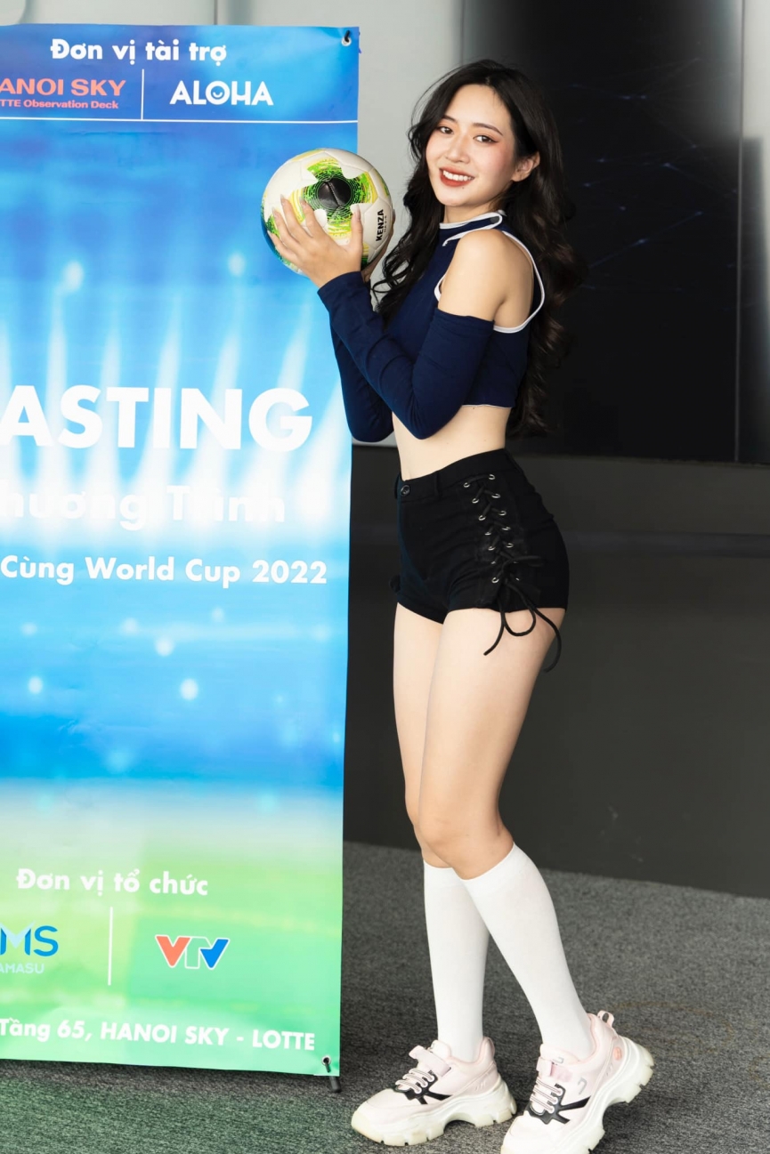 Ngắm toàn bộ 32 mỹ nhân của VTV đồng hành cùng World Cup 2022 218691