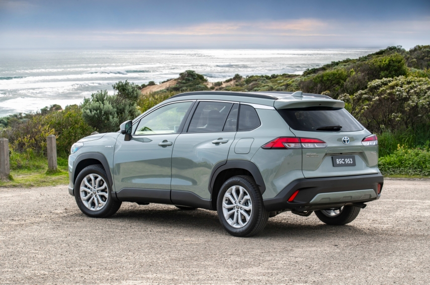 toyota-corolla-cross-1