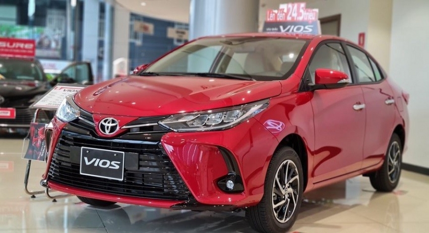 Toyota Vios giảm giá hơn 50 triệu đồng tại đại lý