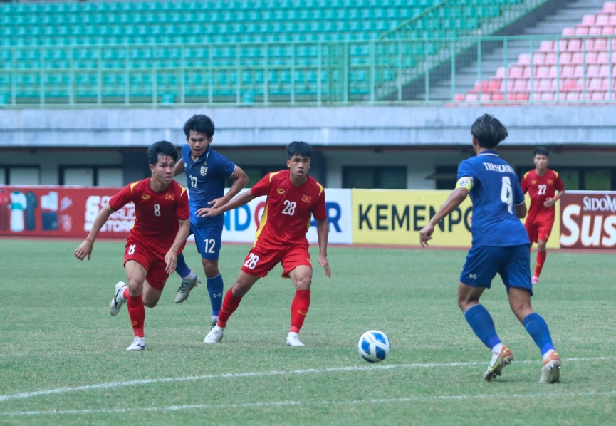 ล้มเหลวในการคว้าแชมป์ U19 เวียดนามยังคงรักษาสถิติไม่แพ้ไทยกับไทย 158707