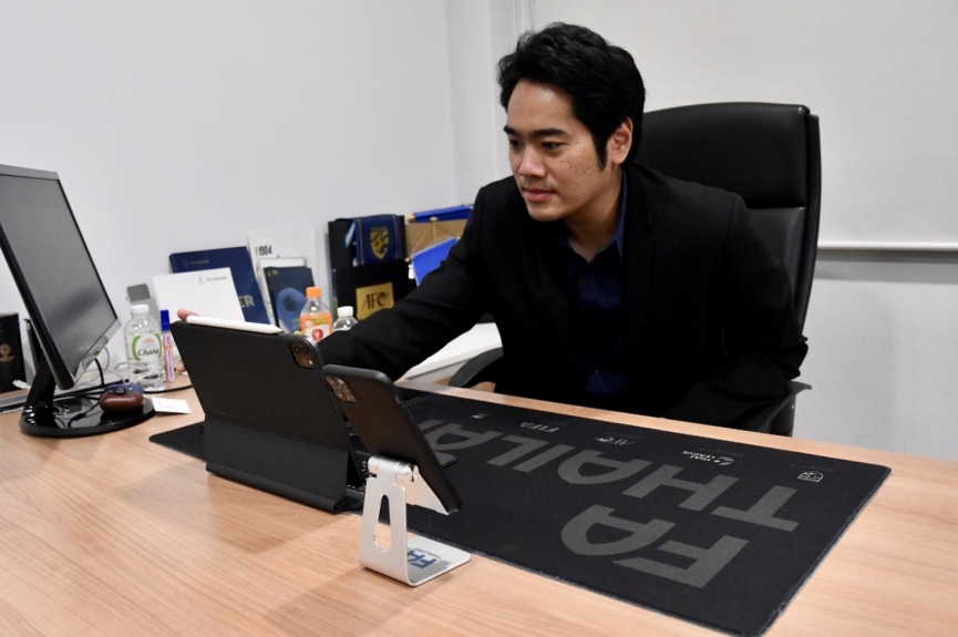 ĐT Thái Lan lo liệu sớm cho ASIAN Cup, triệu tập cùng lúc 2 đội tuyển? 202140