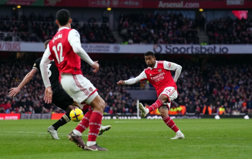 Ngược dòng đẳng cấp, Arsenal tiếp tục thăng hoa 254777