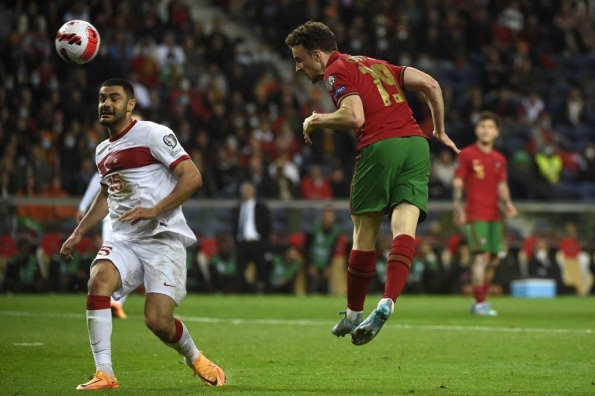 Trực tiếp Bồ Đào Nha 2-0 Thổ Nhĩ Kỳ: Sao Liverpool lập công 121265