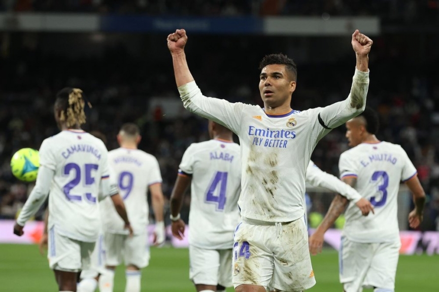 NÓNG: Đưa ra đề nghị cực khủng, Man Utd chuẩn bị đón siêu bom tấn từ Real Madrid 173329