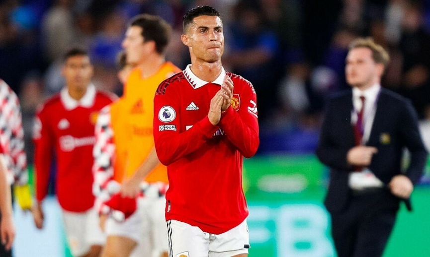 Ten Hag chính thức lên tiếng về việc đá chính của Ronaldo và Casemiro: '10 cúp C1' sẽ tiếp tục 'dự bị mòn ghế'? 183398