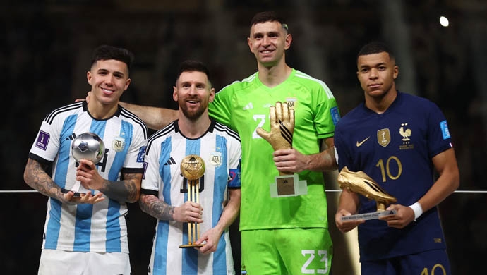 Chung kết World Cup 2022: Mbappe hoá siêu nhân, cái kết có hậu cho Messi 233617